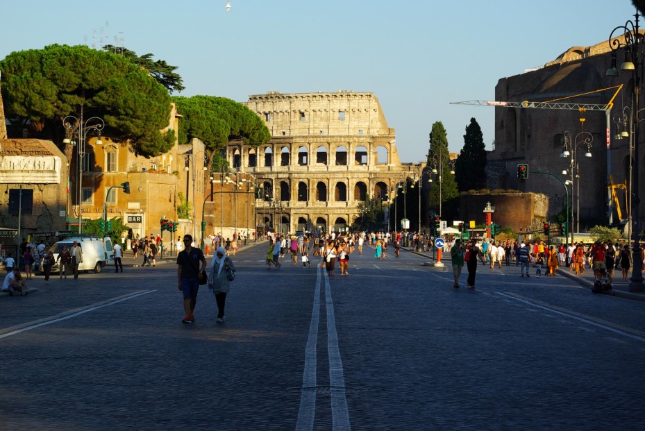 Rom: Via Ei Fori Imperiali Kolosseum