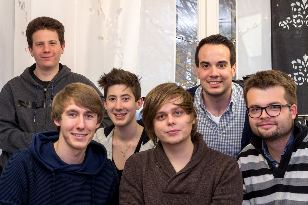 Team: Fabian Ströbel,Tilo Hensel, Max "MyEpicReviews", David Sattler, Max Zoller, Andreas Schulz